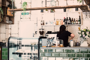 caffè a casa o al bar